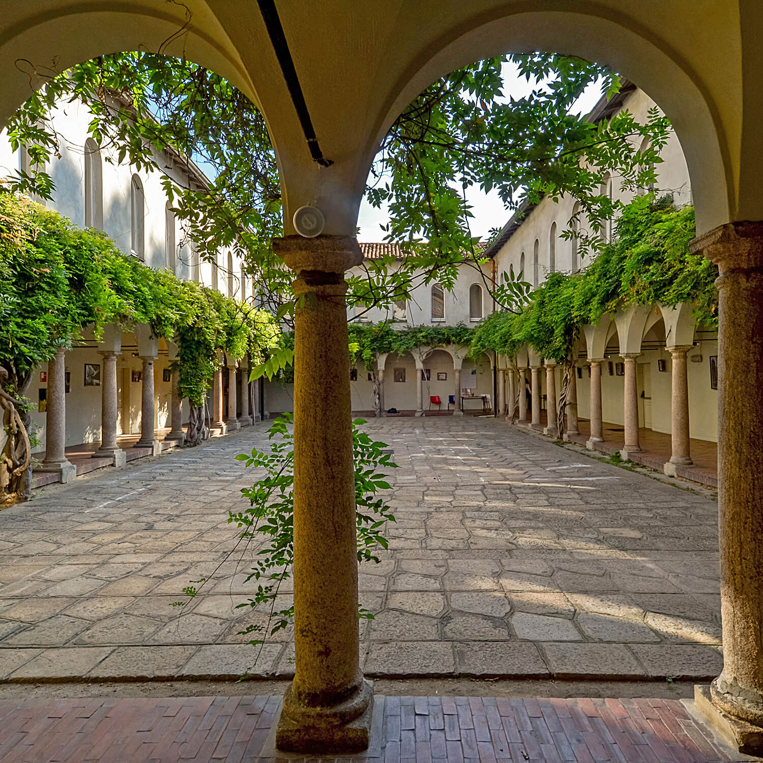 I Chiostri di San Barnaba Milano